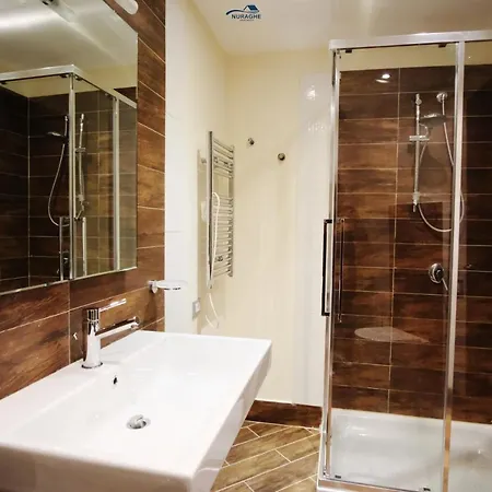 Nuraghe アパート *