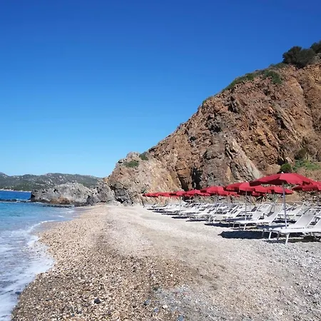 Nuraghe アパート *